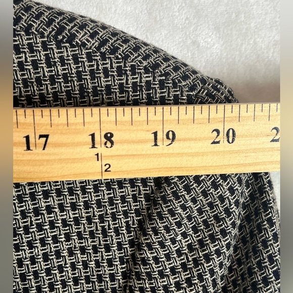 Bachrach 46R Wool & Silk Blend Black and Gray Patterned Blazer Sport Coat - Picture 7 of 10